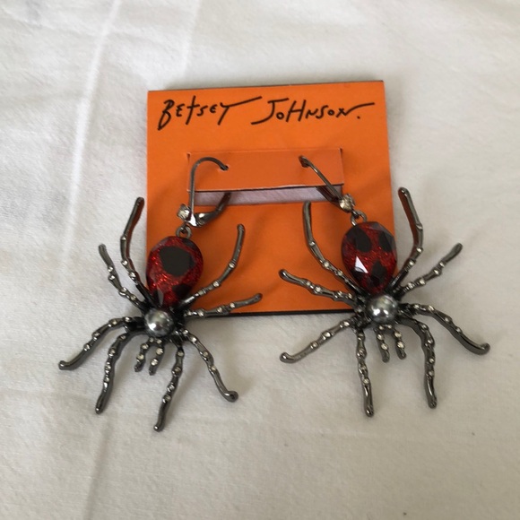 Betsey Johnson Hematite Tone Glampire Spider Drop Earrings Crystal Accents NWT - Picture 9 of 14